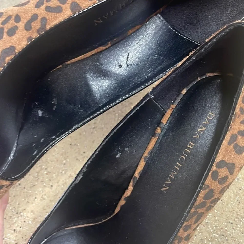 Dana Buchman Katarina Cheetah Print Suede Pumps sz 10